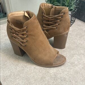 Stylish Tan Peep-Toe Ankle Boots